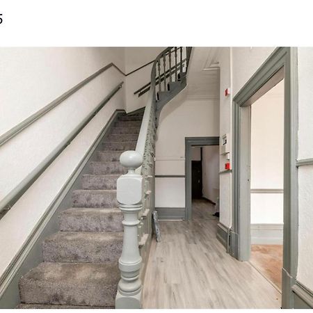 ブラッドフォードLaisteridge Houseアパートメント エクステリア 写真